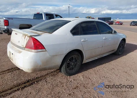 2011 Chevrolet Impala Police z USA, uszkodzony, nr VIN 2G1WD5EM8B1281939